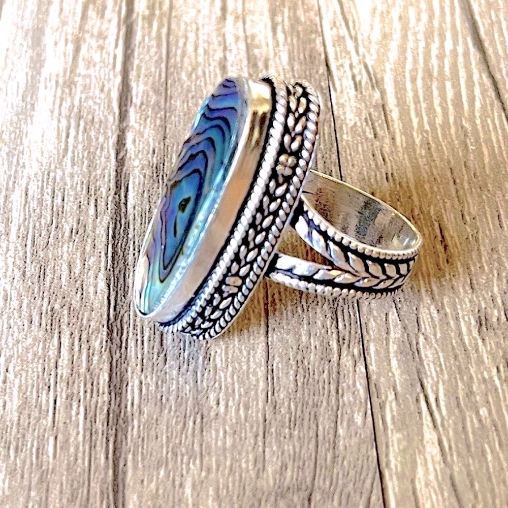 Abalone Heirloom Design Ring - Picture 2 of 3